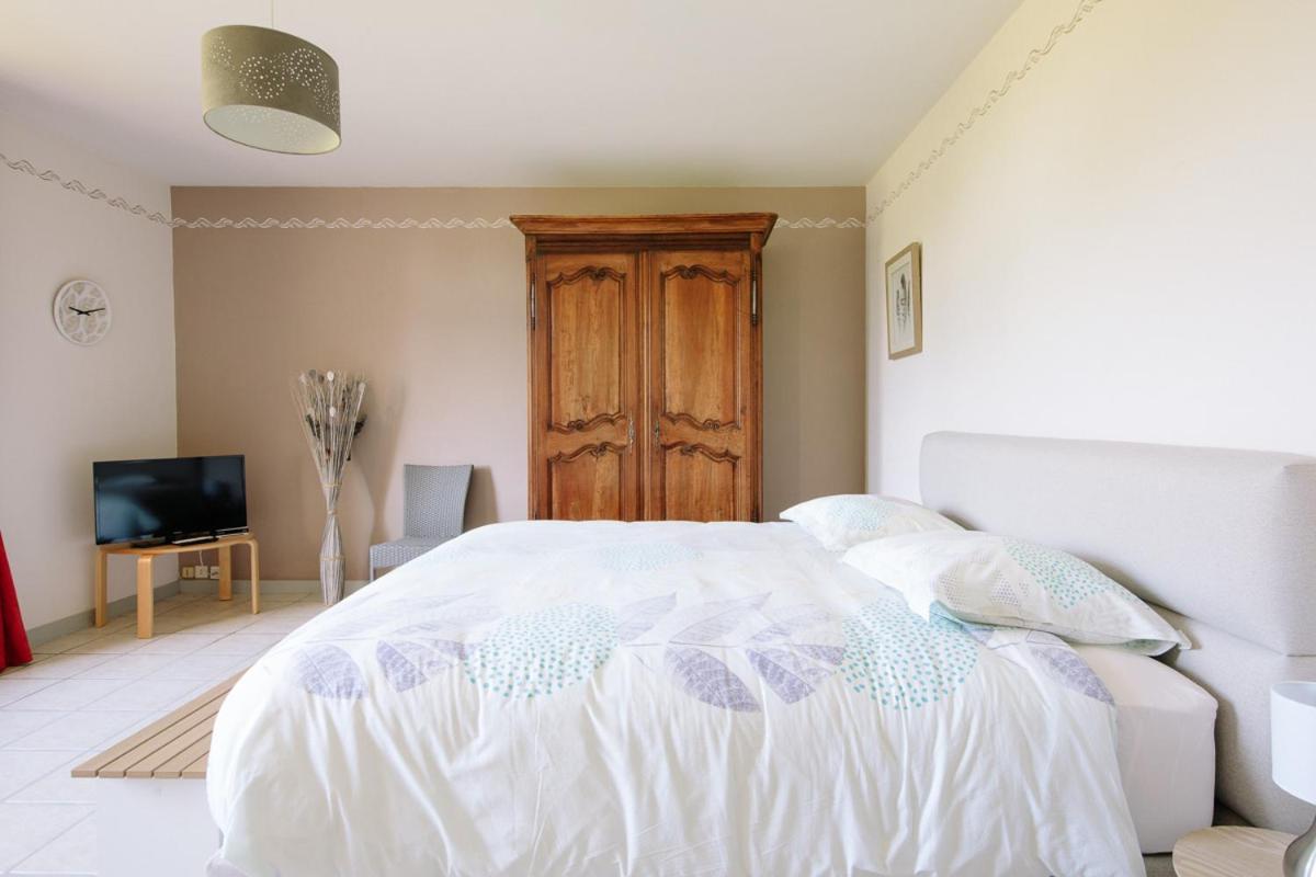Rive Gauche - Chambres D'Hotes En Bord D'Authion Maze Экстерьер фото